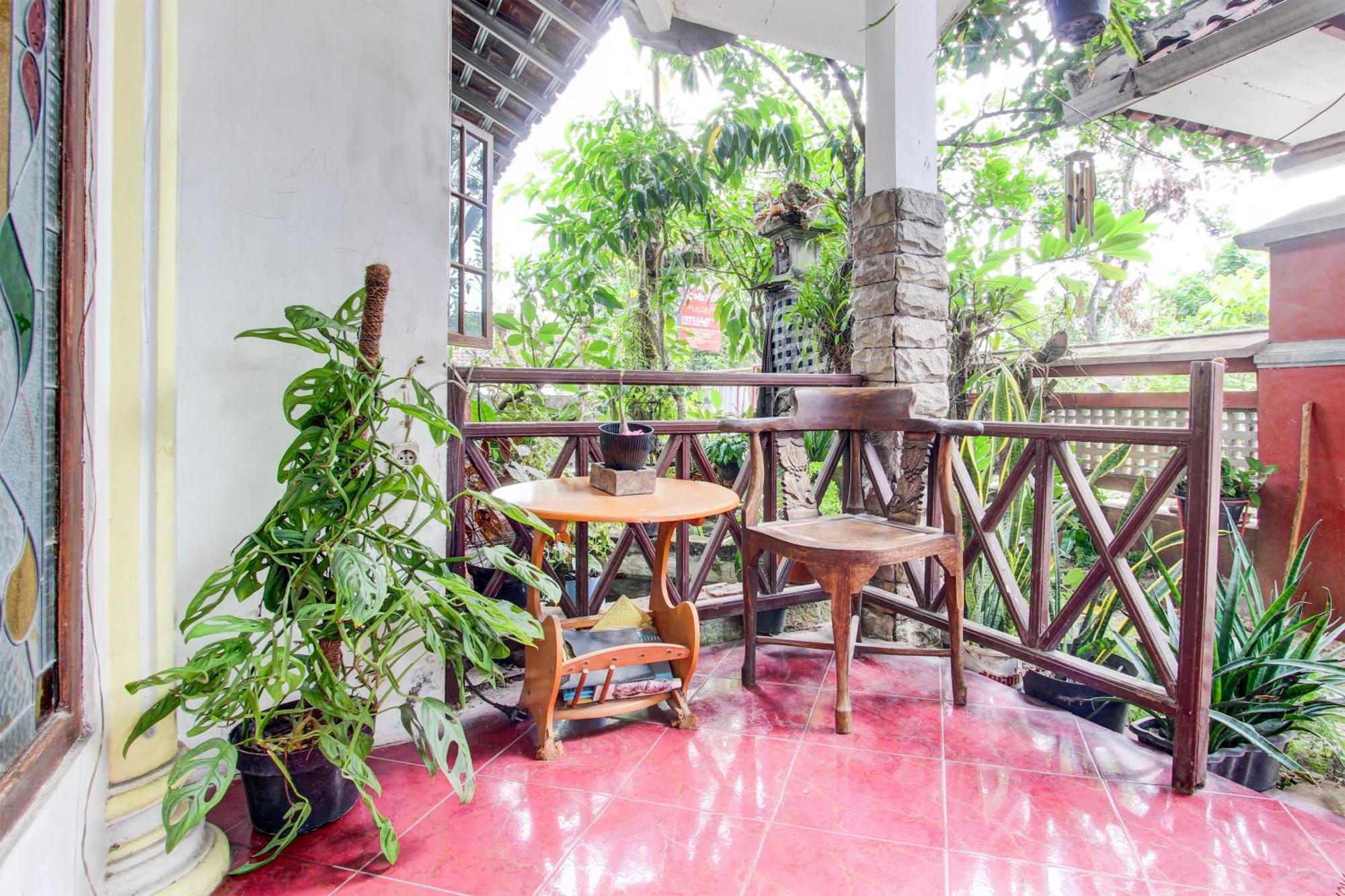 Oyo 94000 Omah Citra Genia Homestay Ngaglik Exteriér fotografie